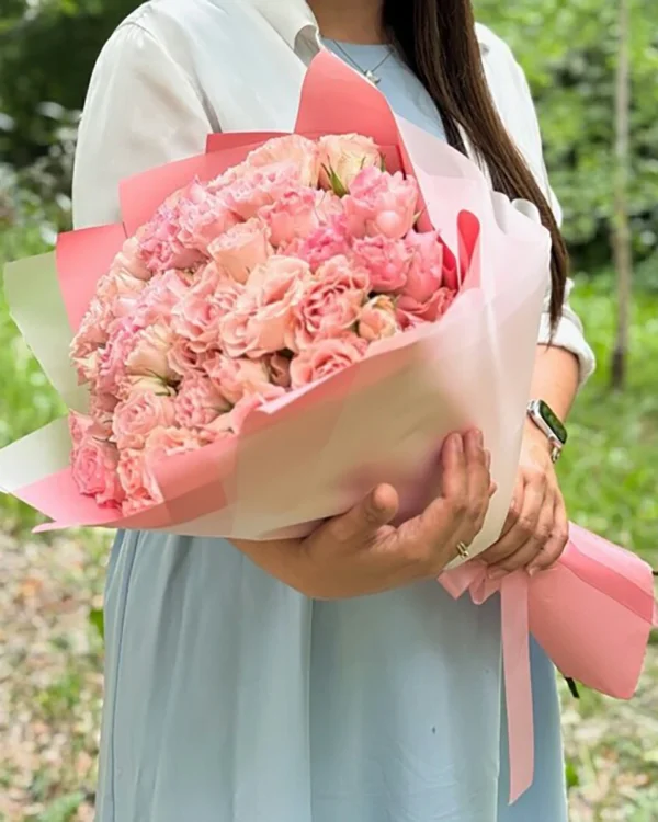 Букет из 15 розовых куст.роз
